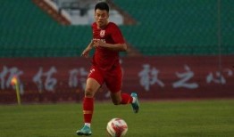 上海上港袁野最新爆料,上海上港队内最新动态与幕后故事