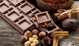 巧克力熔岩爆料视频教程,跟随视频教程轻松掌握烘焙技巧