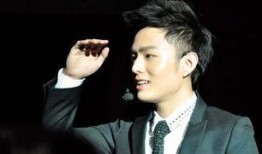 邓男子新女友爆料视频,女友爆料视频揭露甜蜜细节