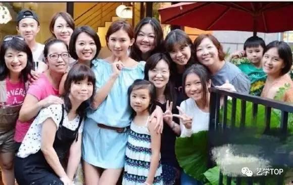 娱乐吃瓜酱同学结婚,甜蜜婚礼见证爱情传奇